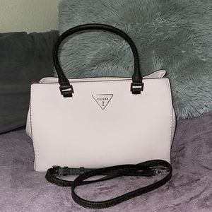 Guess Tote bag